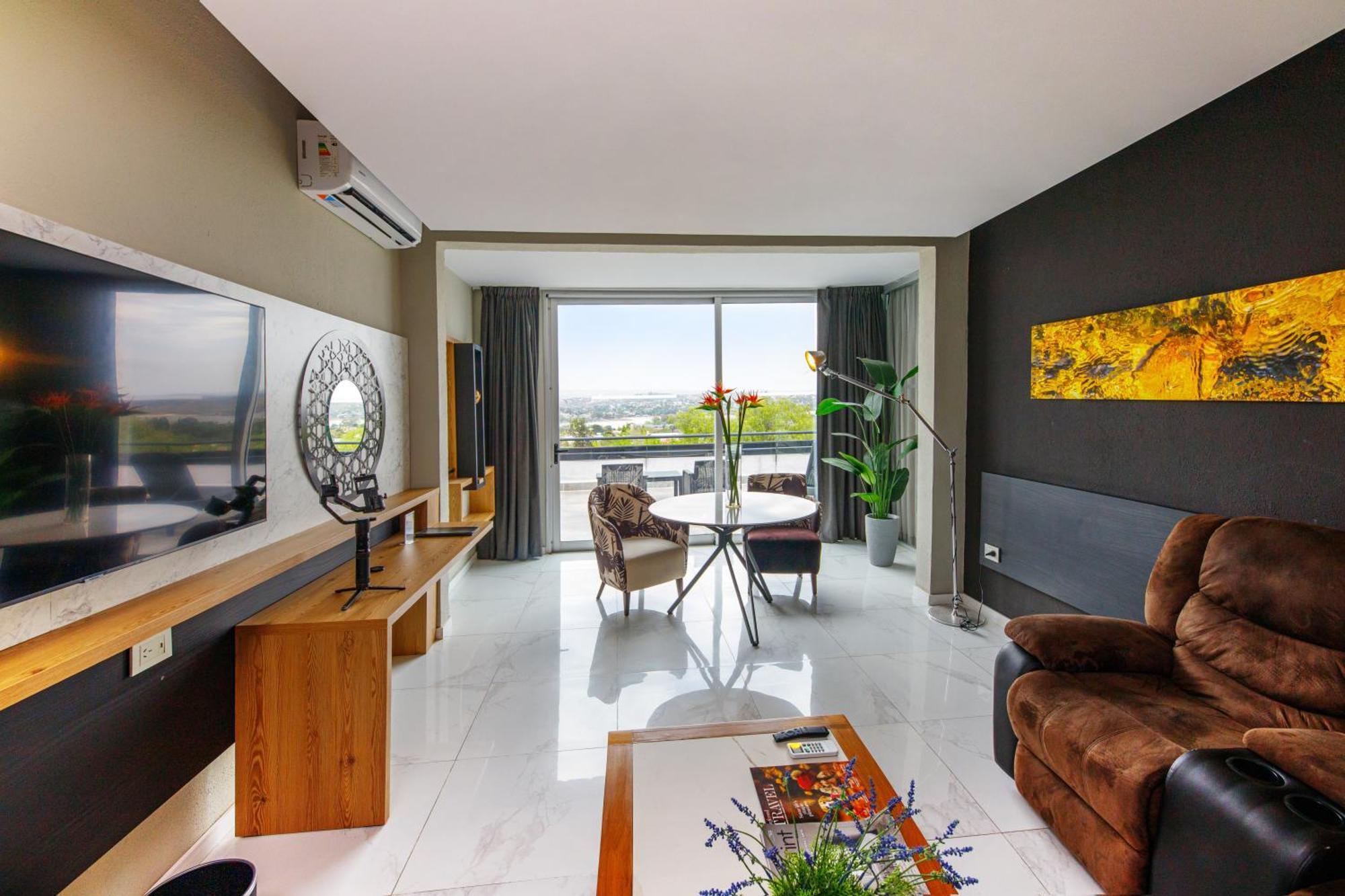 Pinares Panorama Suites & Spa Villa Carlos Paz Eksteriør bilde
